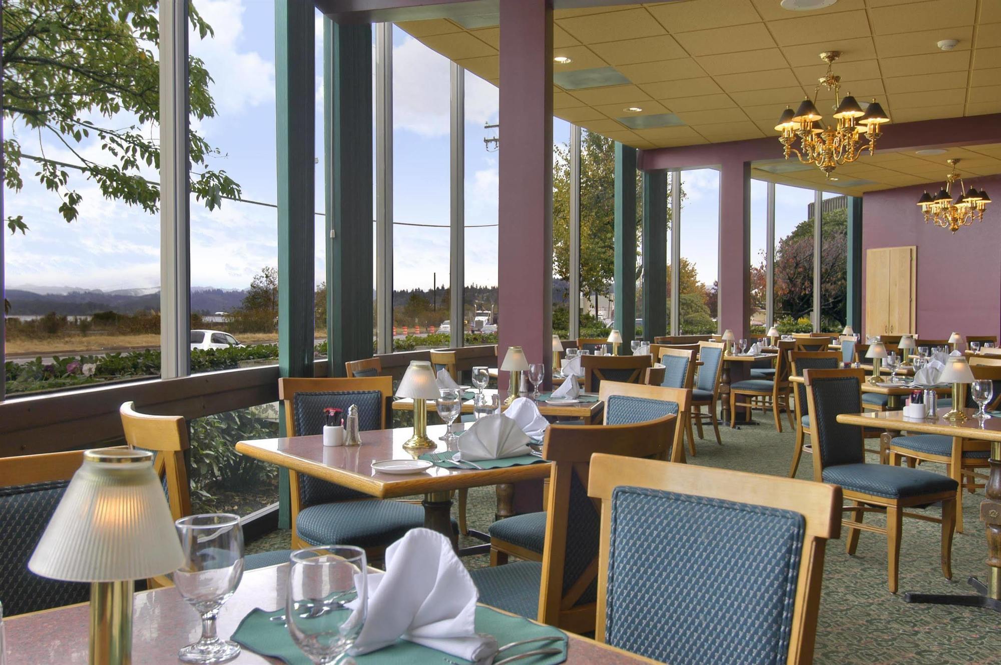 Red Lion Hotel Coos Bay Restaurace fotografie